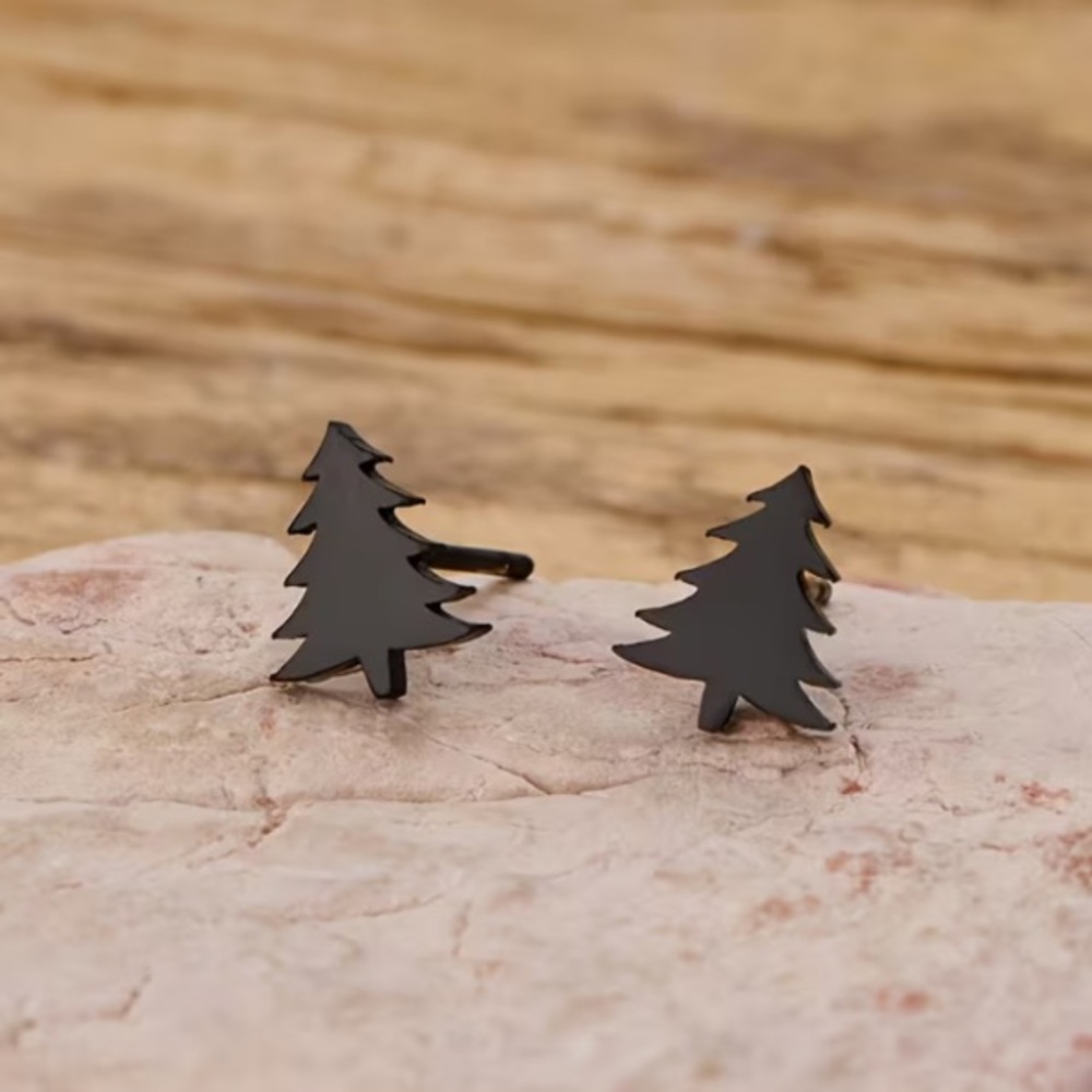 NEW Dainty Pine Tree stud Earrings Christmas Tree in Black color Boutique